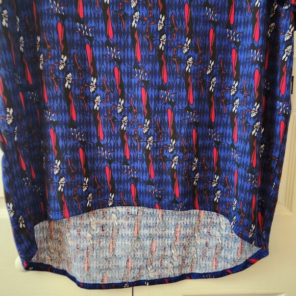 Lularoe Disney Villains Cruella de Vil 101 Dalmatians IRMA Top Size Medium NWT - Picture 8 of 10